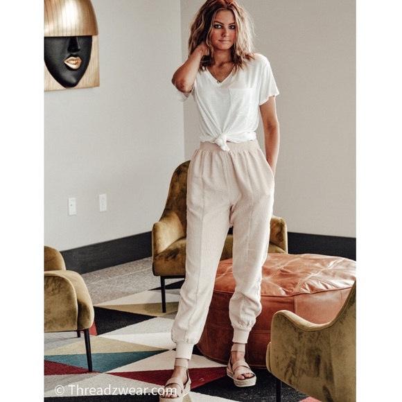 Sand/Beige corduroy pants - Picture 3 of 7